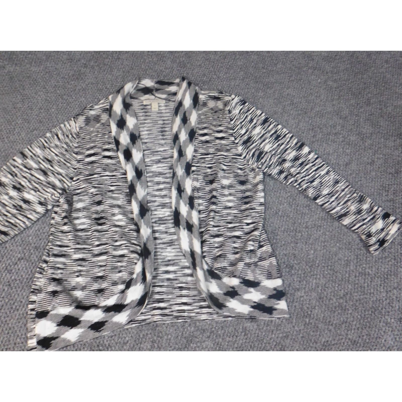 Vintage Dana Buchman Womens Sweater Cardigan L Gray Open Crew Neck Long Sleeve Knitted Rayon Embroidered Classic Regular Knit Machine Washable Size L / US 10 / IT 46 - 3 Thumbnail