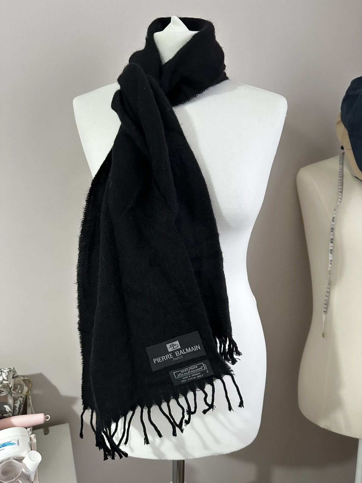 Pierre Balmain Scarf Pierre Balmain Size ONE SIZE - 1 Thumbnail
