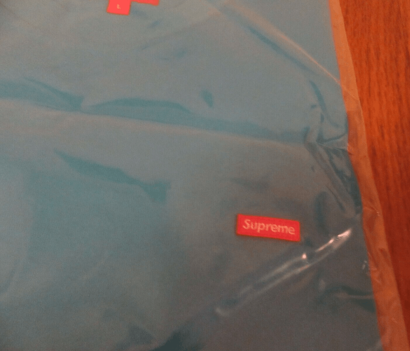 Supreme Supreme Small Box Tee T-Shirt Size Large Bright Blue SS22 Size US L / EU 52-54 / 3 - 5 Thumbnail