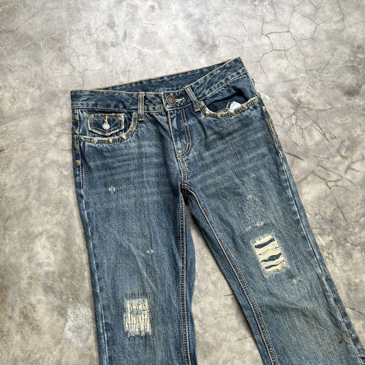 Le Grande Bleu (L.G.B.) 2000s LGB Style Studed Distressed Flare Jeans Size US 29 - 3 Thumbnail