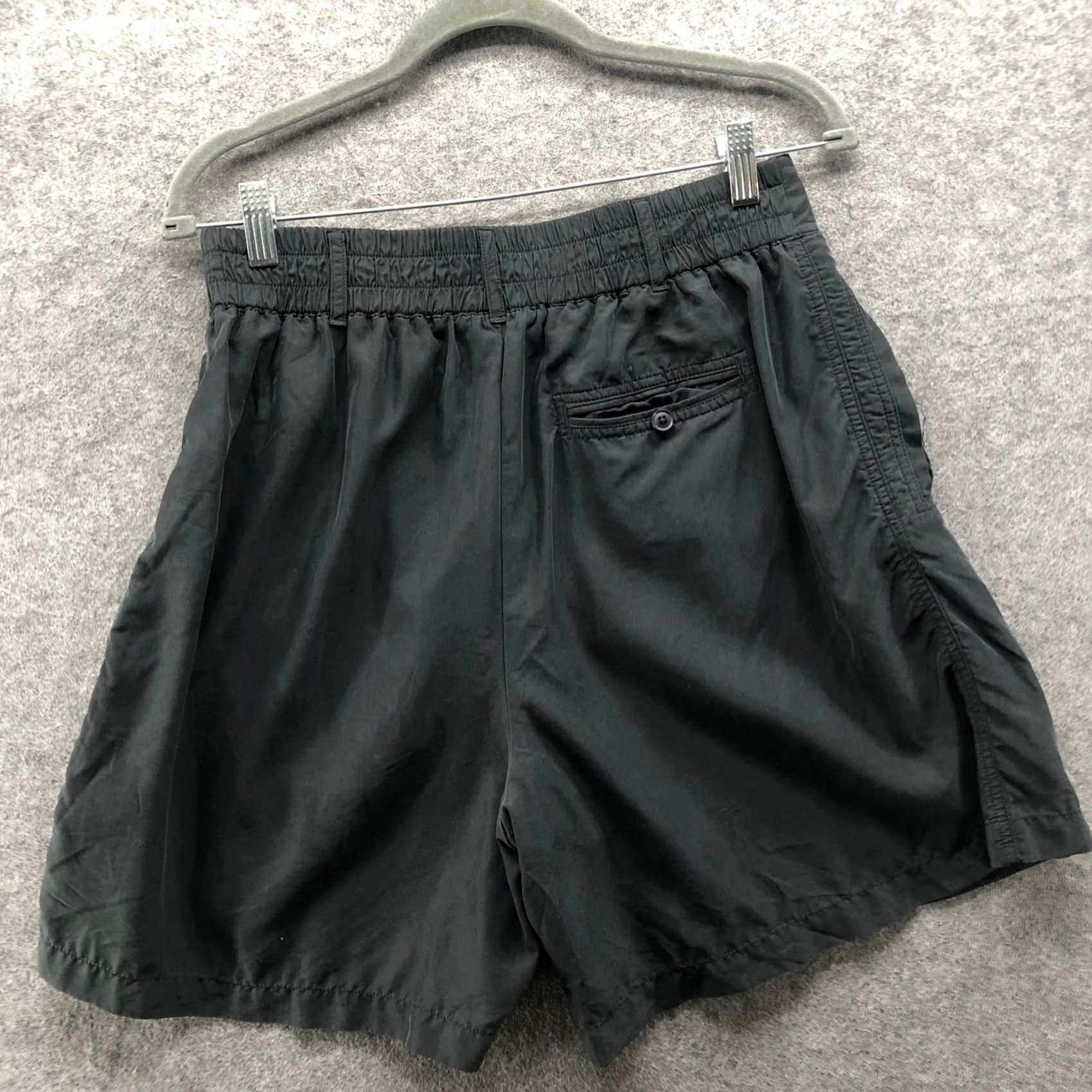 Anthropologie VINTAGE Anthropologie High Rise Pleated Shorts Womens 8 Black Modal Blend Relaxed Size 30" / US 8 / IT 44 - 2 Thumbnail