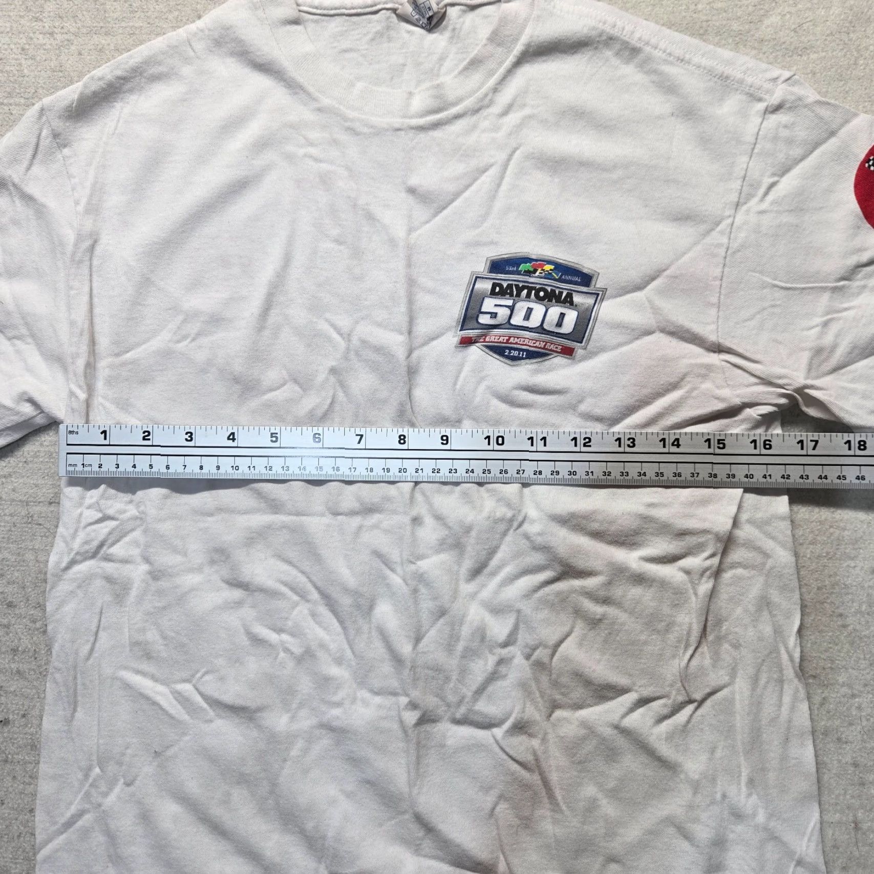 Hanes Hanes White The Coca-Cola Racing Family Crew Necked Shirt Adult M Size US M / EU 48-50 / 2 - 4 Thumbnail