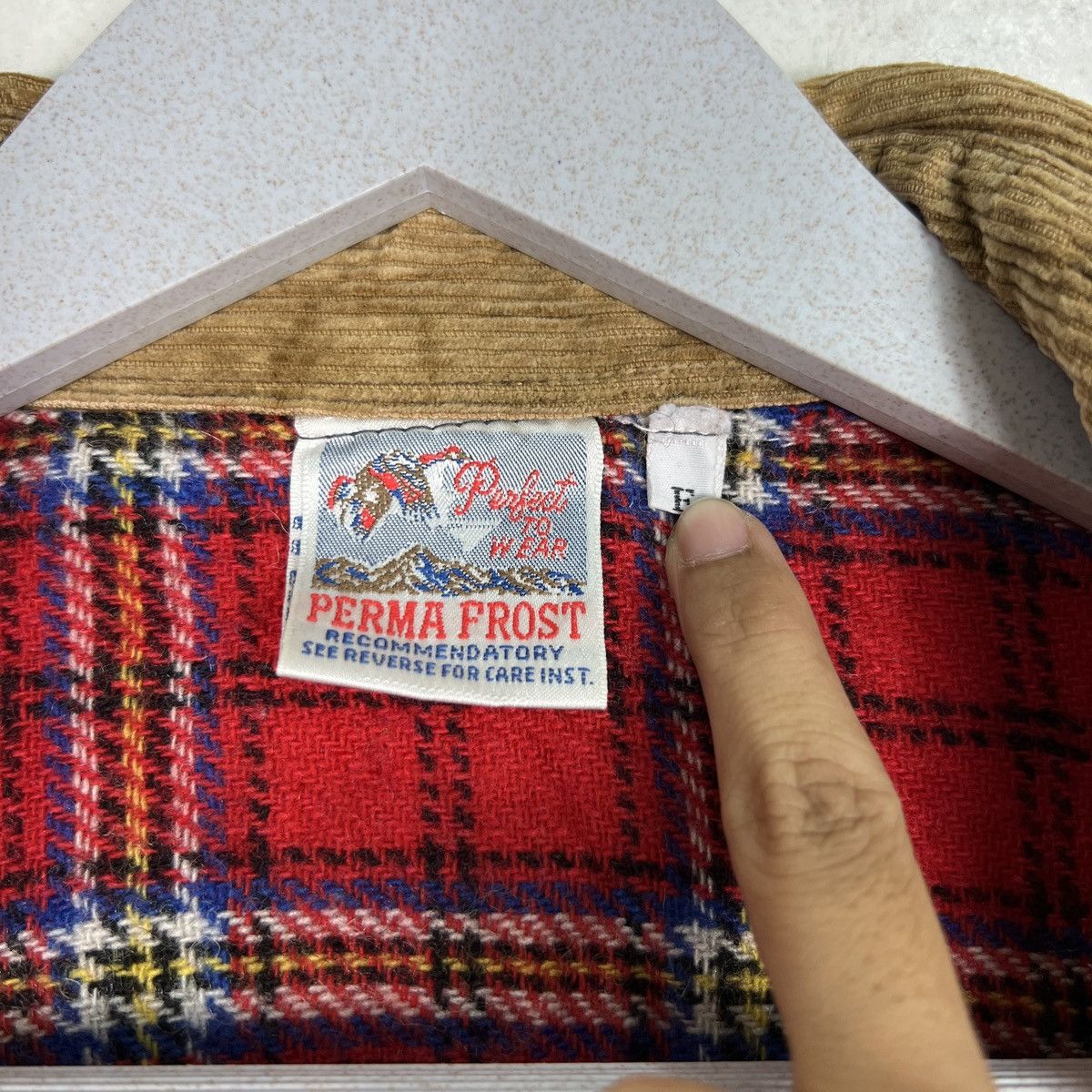 Japanese Brand 🔥 PERMA PROST CHECK Size US M / EU 48-50 / 2 - 15 Thumbnail