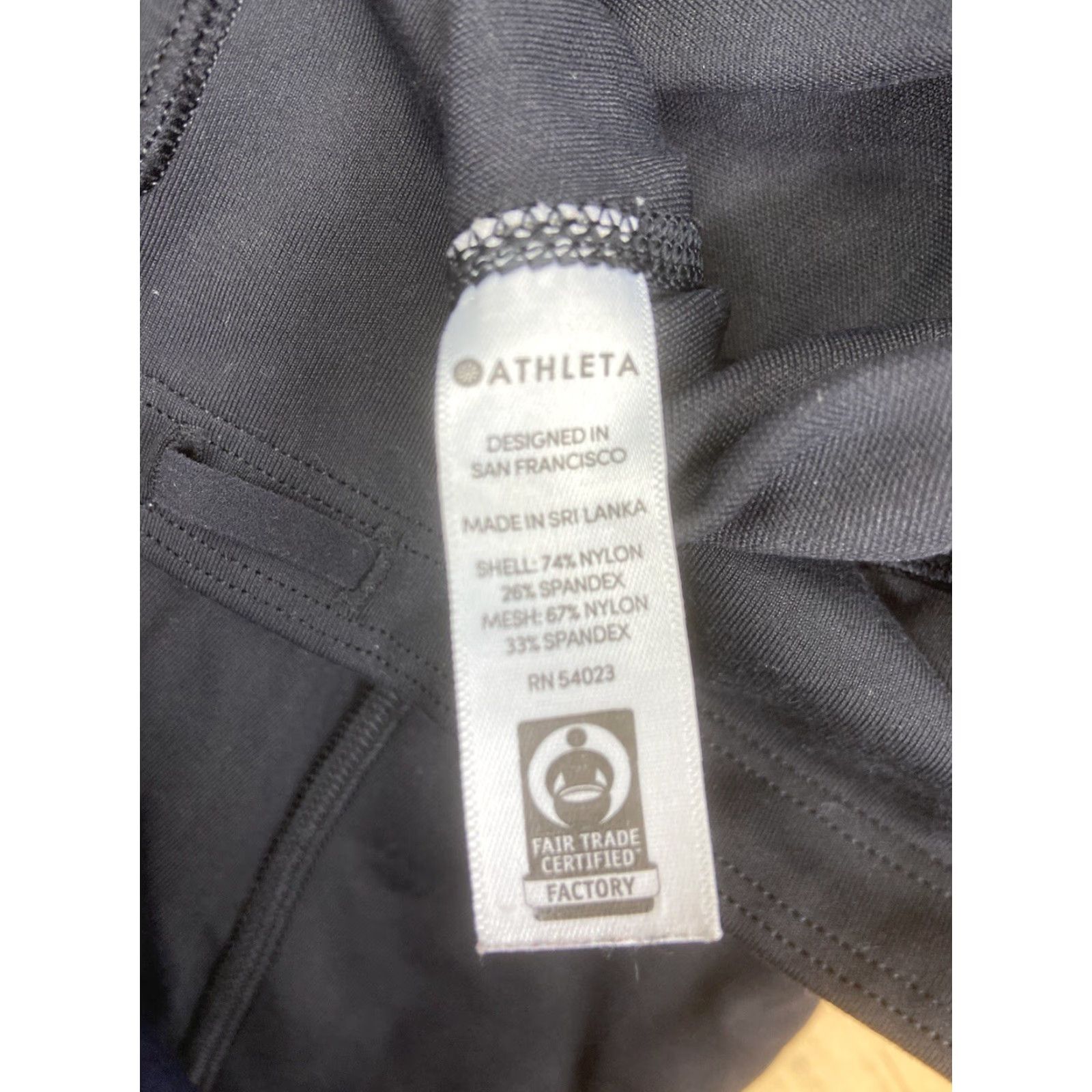 Athleta Athleta Womens Capri Leggings S Black Activewear Gym Training Running #9325 Size 28" / US 6 / IT 42 - 3 Thumbnail