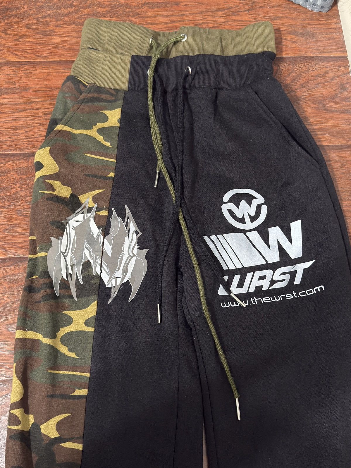 Japanese Brand Double Waist Camo Sweatpants Size US 29 - 3 Thumbnail