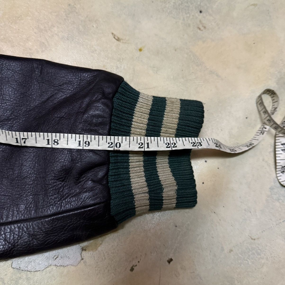 Other Vintage International Selection Arbatax Big Logo Varsity Size US L / EU 52-54 / 3 - 12 Thumbnail