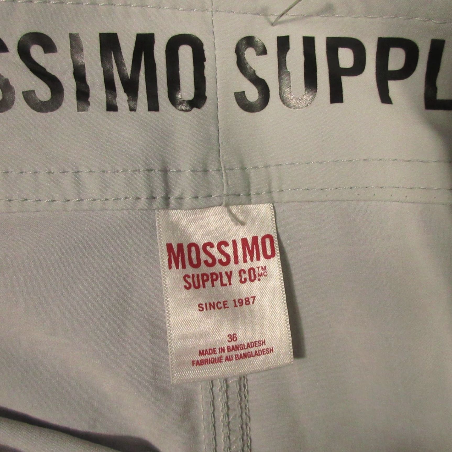 Mossimo Mossimo Board Shorts Mens 36 Multicolor Striped Lightweight Quick Dry Back Pocket Drawstring Size US 36 / EU 52 - 3 Thumbnail