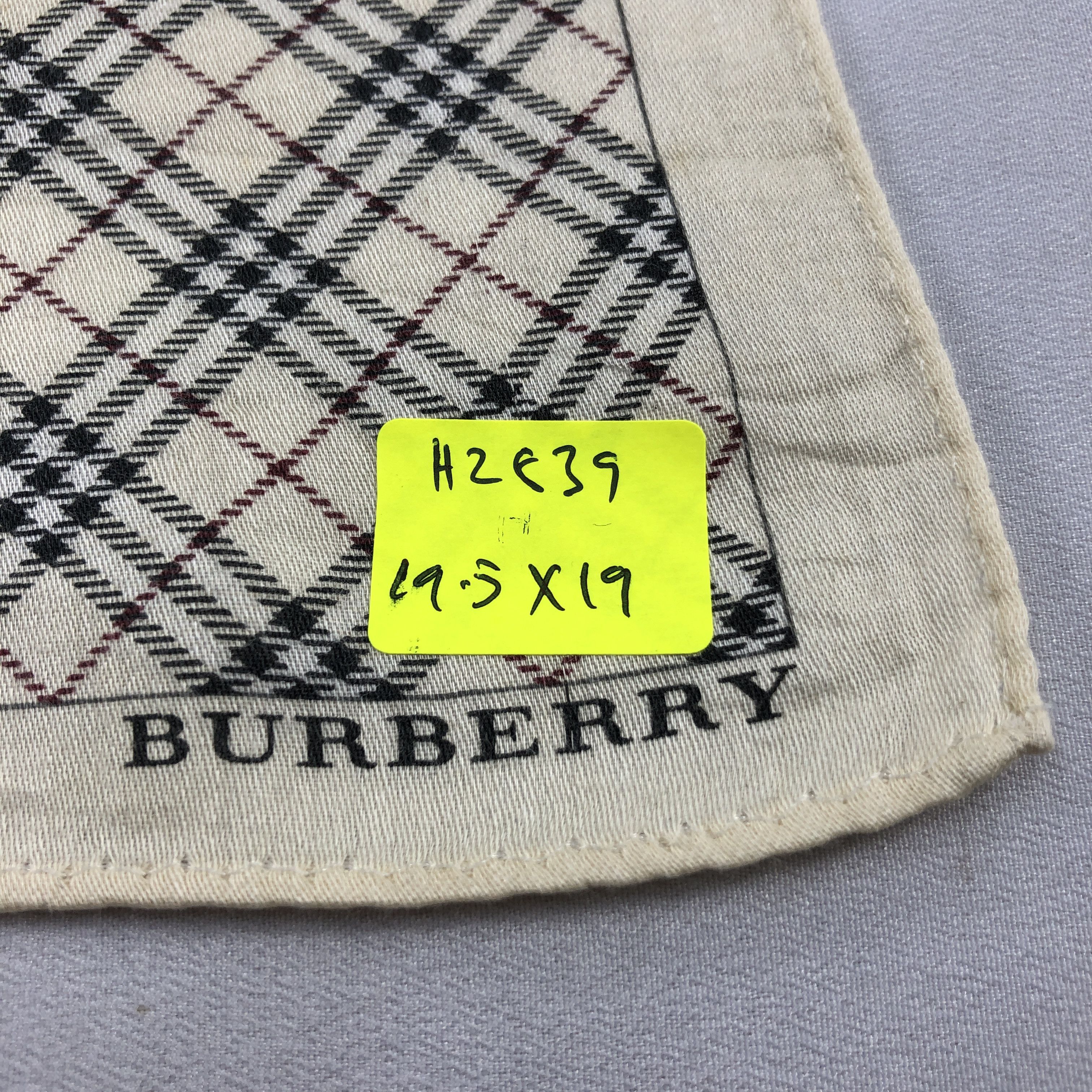 Burberry Burberry Handkerchief Neckerchief Bandana H2839 Size ONE SIZE - 4 Thumbnail