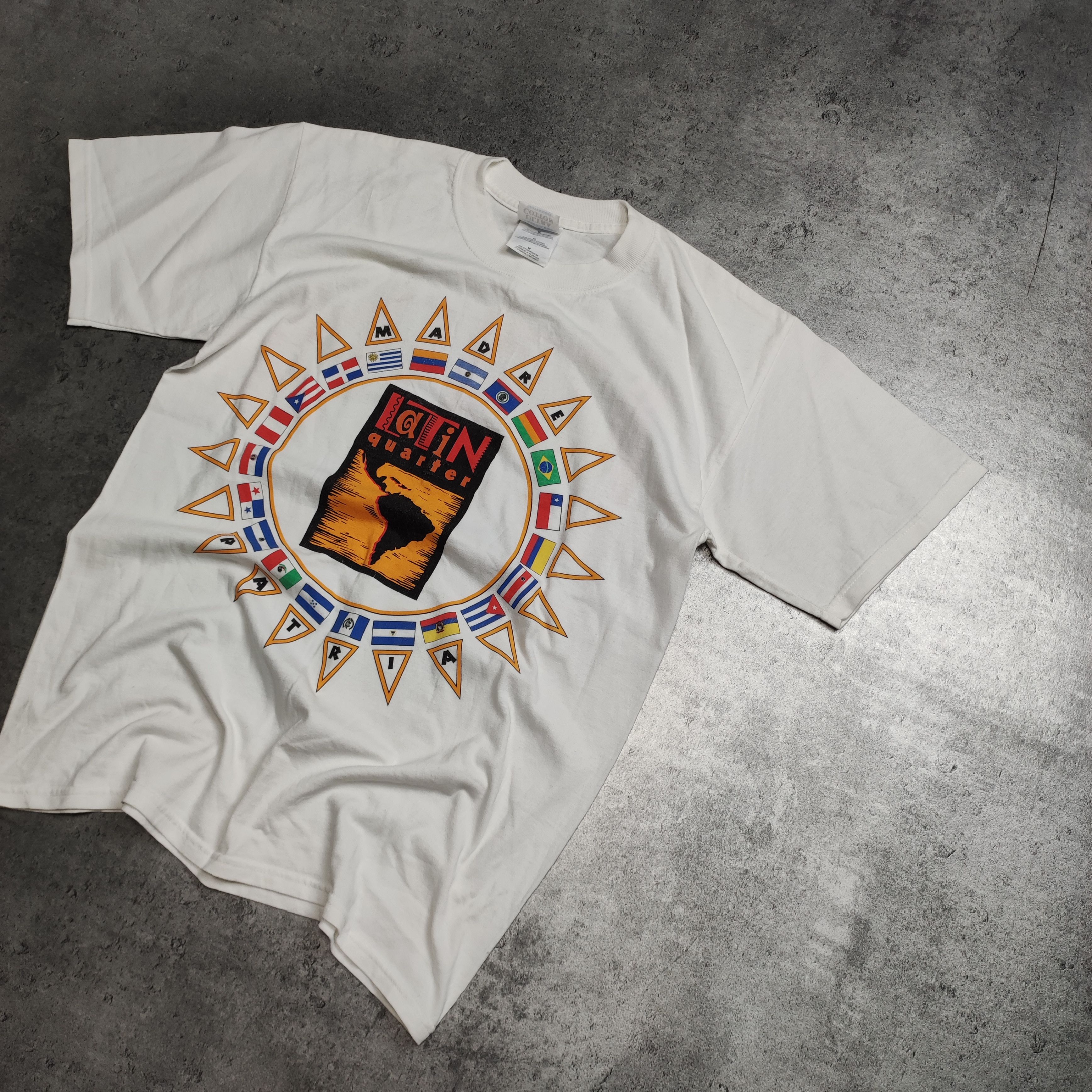 Universal Studios × Vintage Vintage RARE Universal Studios Latin Quarter Orlando Tee Size US M / EU 48-50 / 2 - 3 Thumbnail