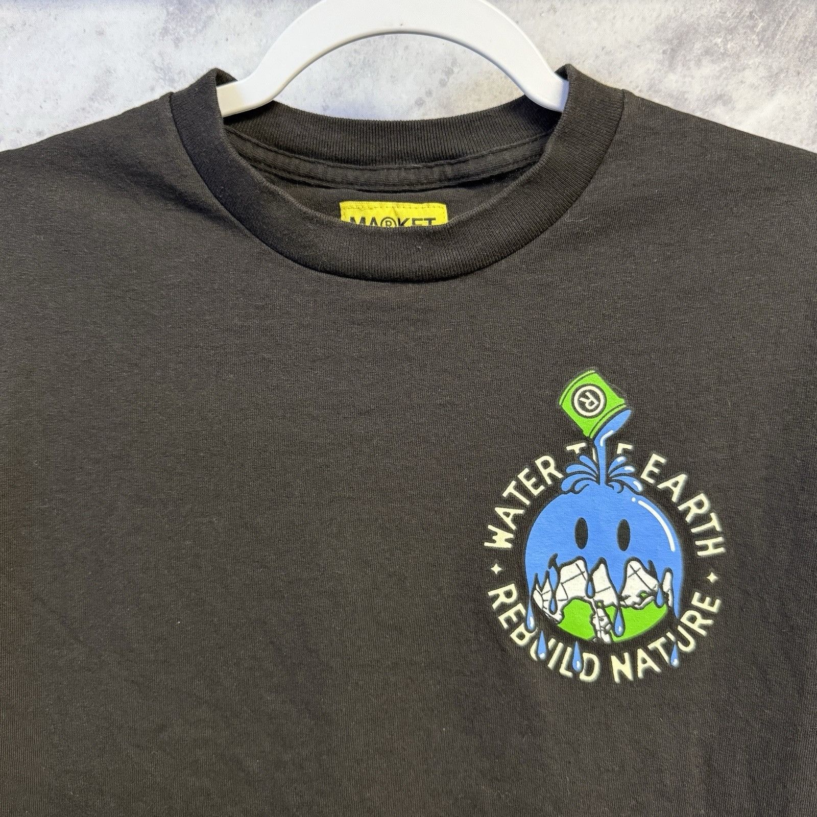Market Market Smiley Face T Shirt Mens M 18.5x26.5 Black Short Slee Size US M / EU 48-50 / 2 - 3 Thumbnail