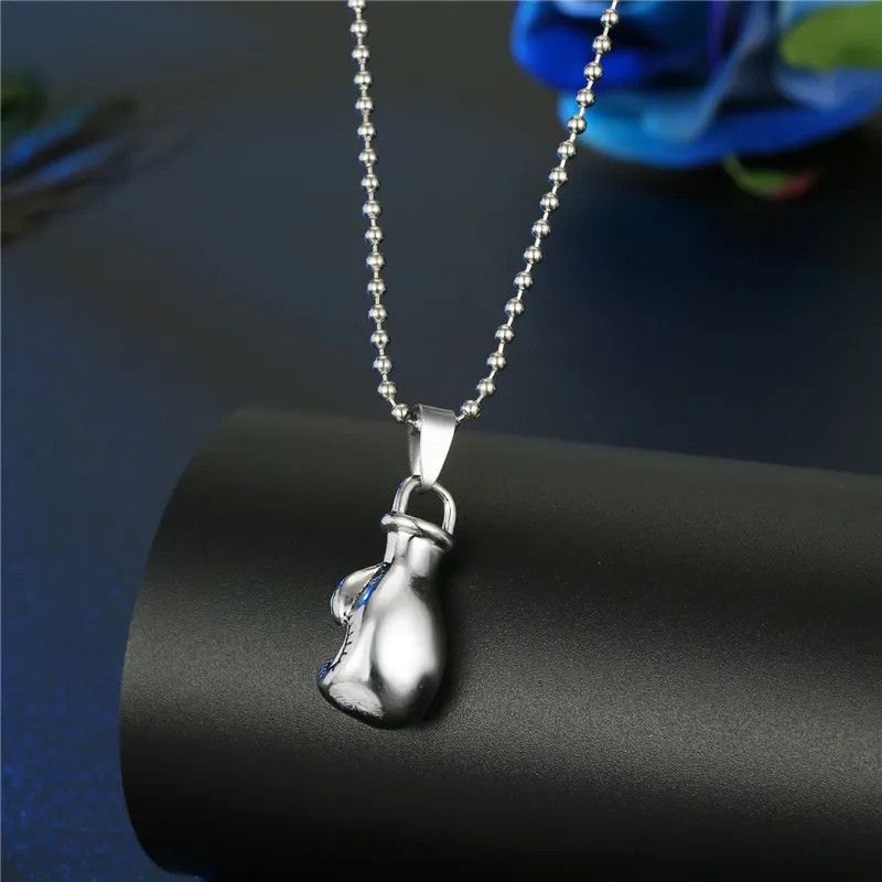 Jewelry × Vintage Vintage Boxing Glove Necklace Size ONE SIZE - 2 Thumbnail