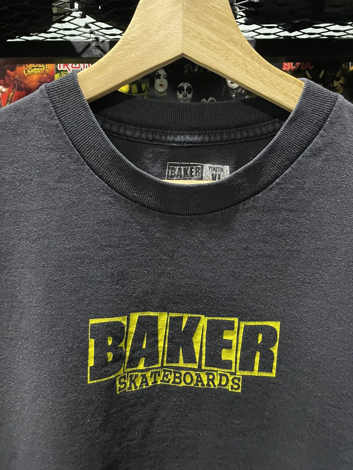 Vintage Vintage Y2K Baker Skateboard Tee Size US M / EU 48-50 / 2 - 2 Thumbnail