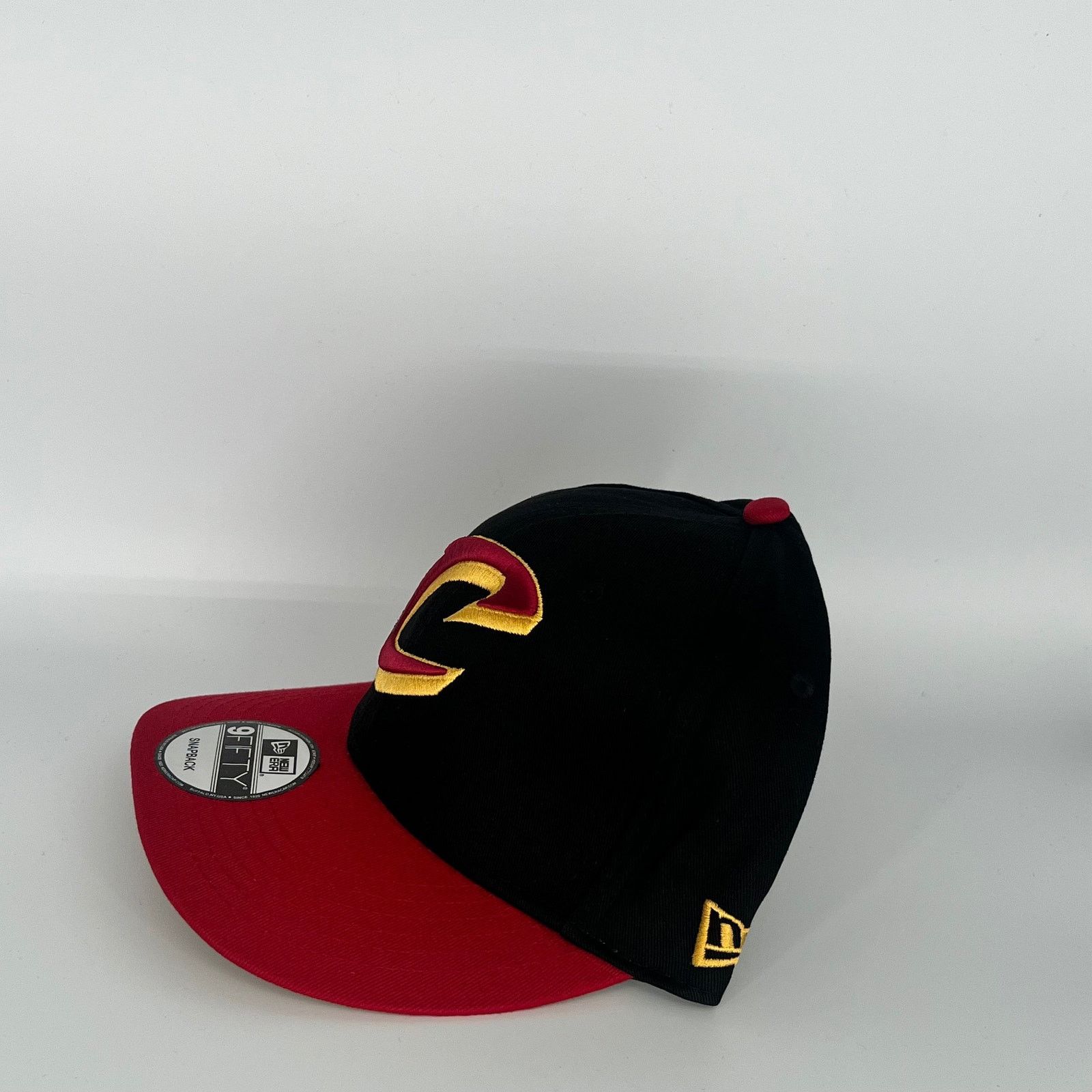 New Era Black Red Cleveland Cavaliers NBA Side Patch New Era Size ONE SIZE - 2 Thumbnail
