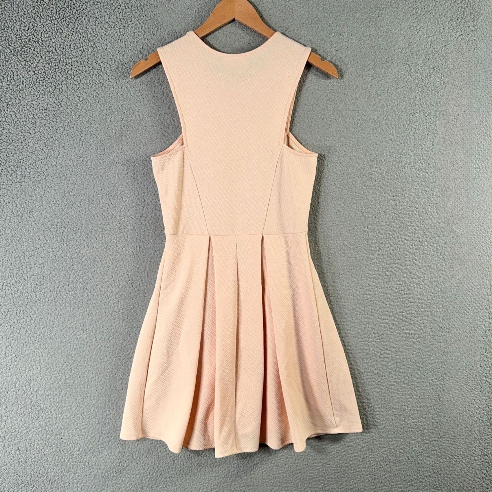 Anthropologie Everly Dress Medium Slim Peach Textured Knit Sleeveless Fit Flare A-Line Designer Womens Vesitled Size M / US 6-8 / IT 42-44 - 4 Thumbnail