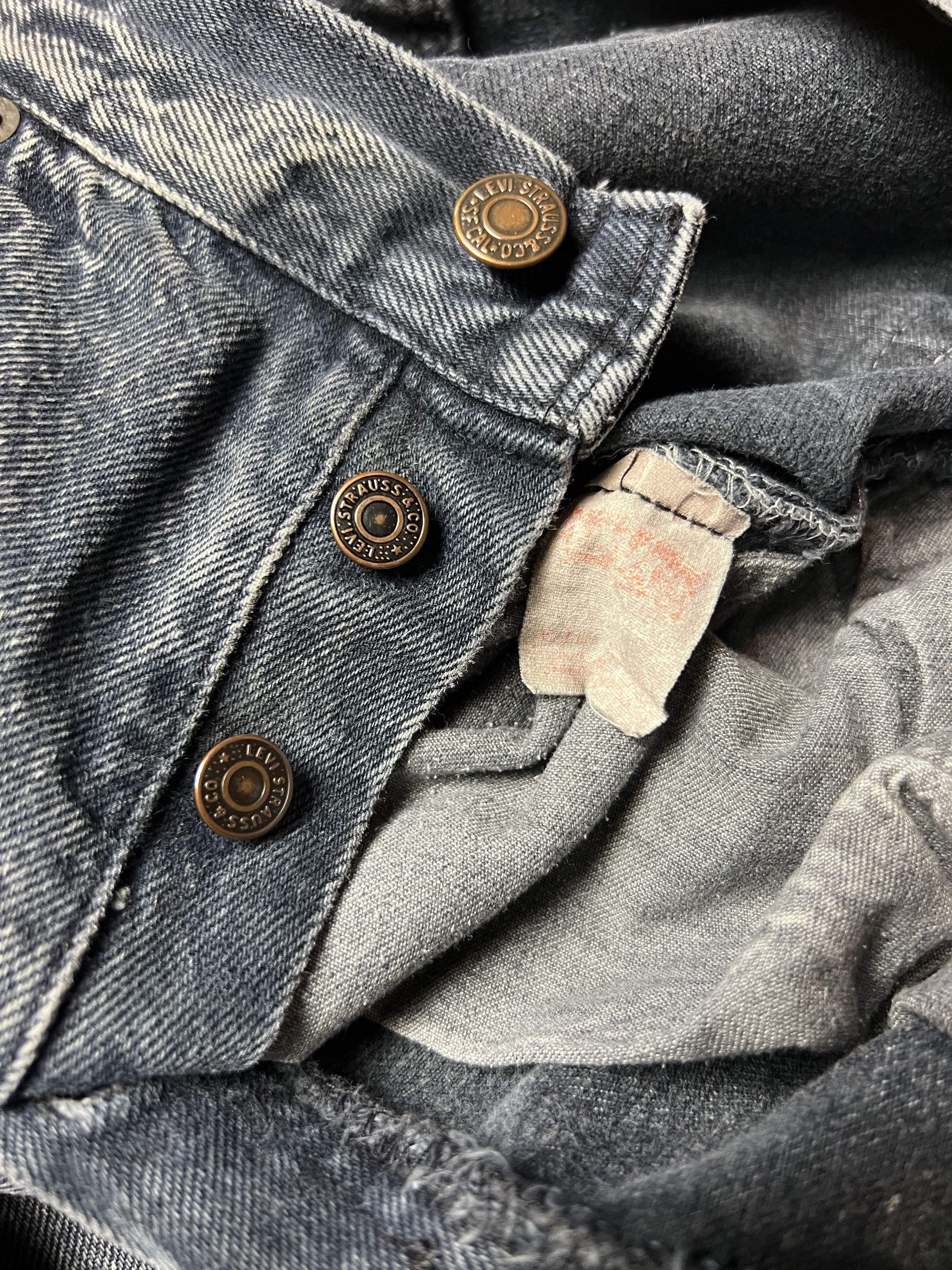 Levi's Vintage Clothing Vintage Levi's Straight Leg Button Fly Denim Jeans Size US 29 - 9 Thumbnail