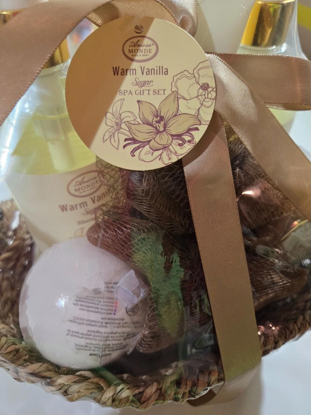 Designer Bath & Body Warm Vanilla Sugar Spa Basket Gifts for Women Size ONE SIZE - 4 Thumbnail