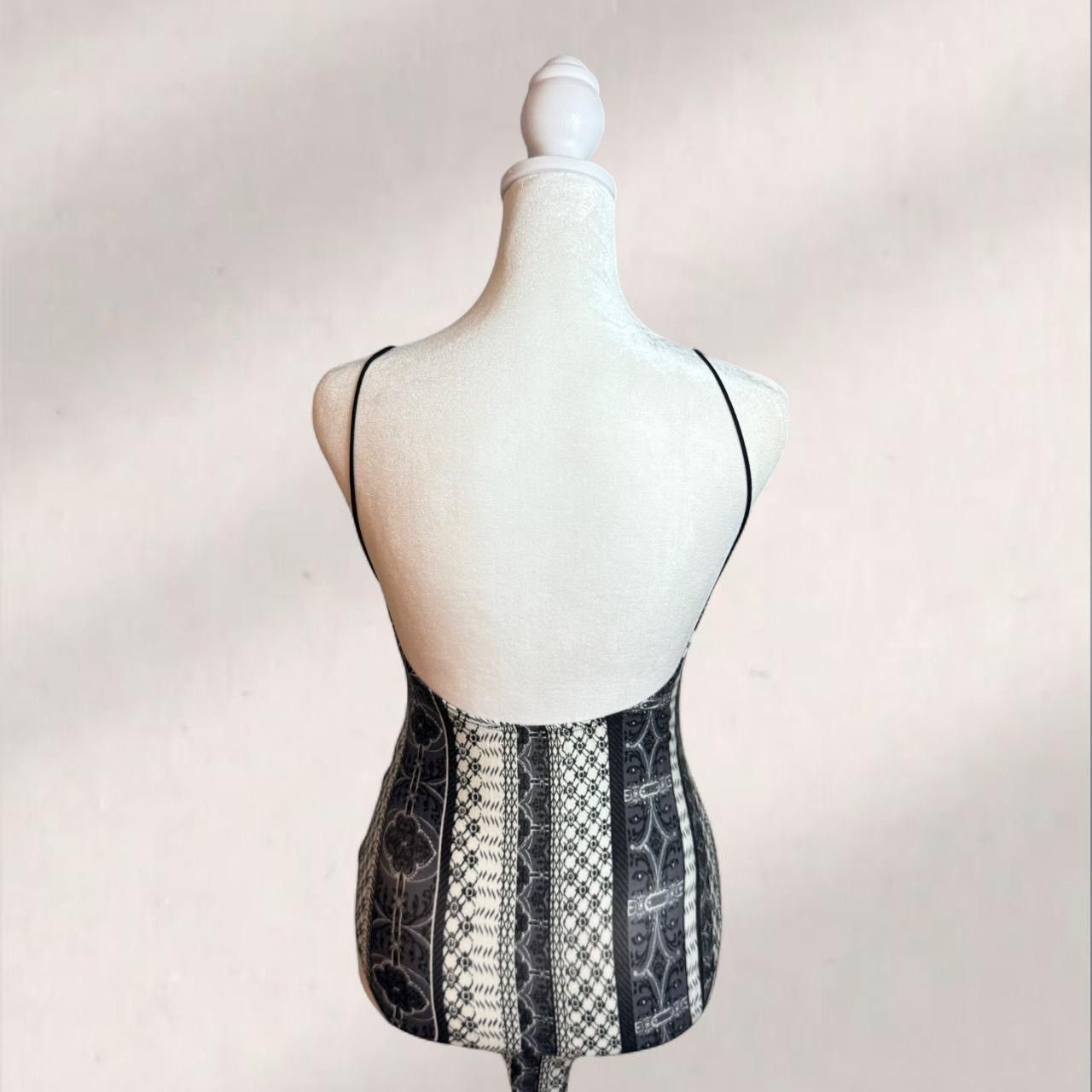 Other Black & white patterned bodysuit. Size: M Size M / US 6-8 / IT 42-44 - 5 Thumbnail