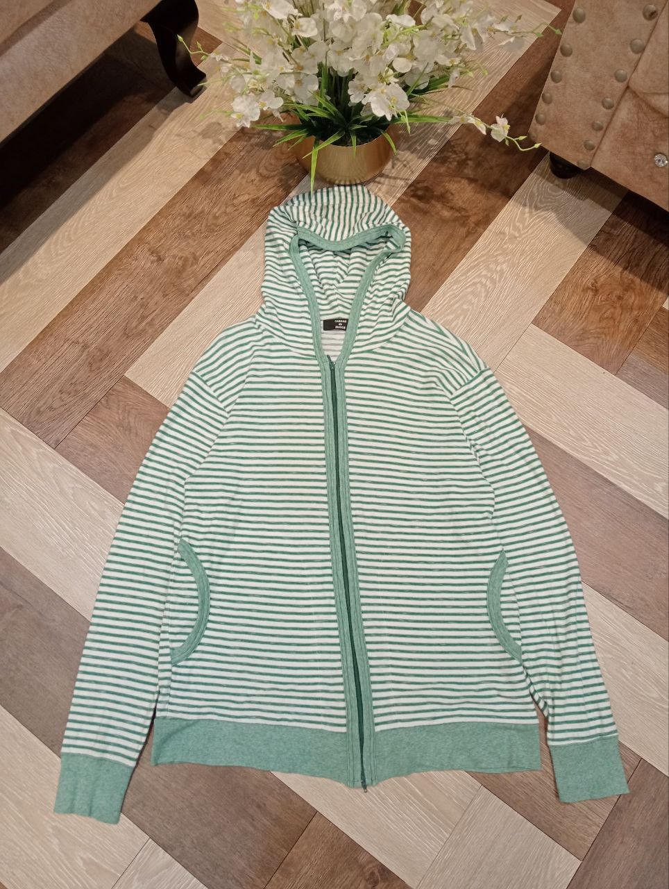 CABANE de ZUCCa ISSEY MIYAKE CABANE DE ZUCCA VINTAGE STRIPES HOODIE - SIZE M Size US M / EU 48-50 / 2 - 2 Thumbnail