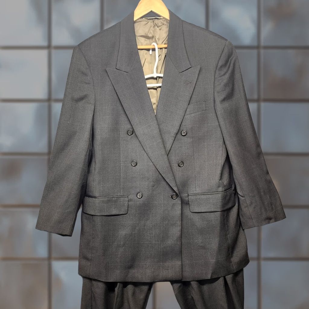 Evan Picone VINTAGE Evan Picone Suit Men Gray Plaid 100% Wool 44R W32 L29 Double Breasted Pleated Cuffed 2 Piece Men’s Wool Suit Size 44R - 1 Thumbnail