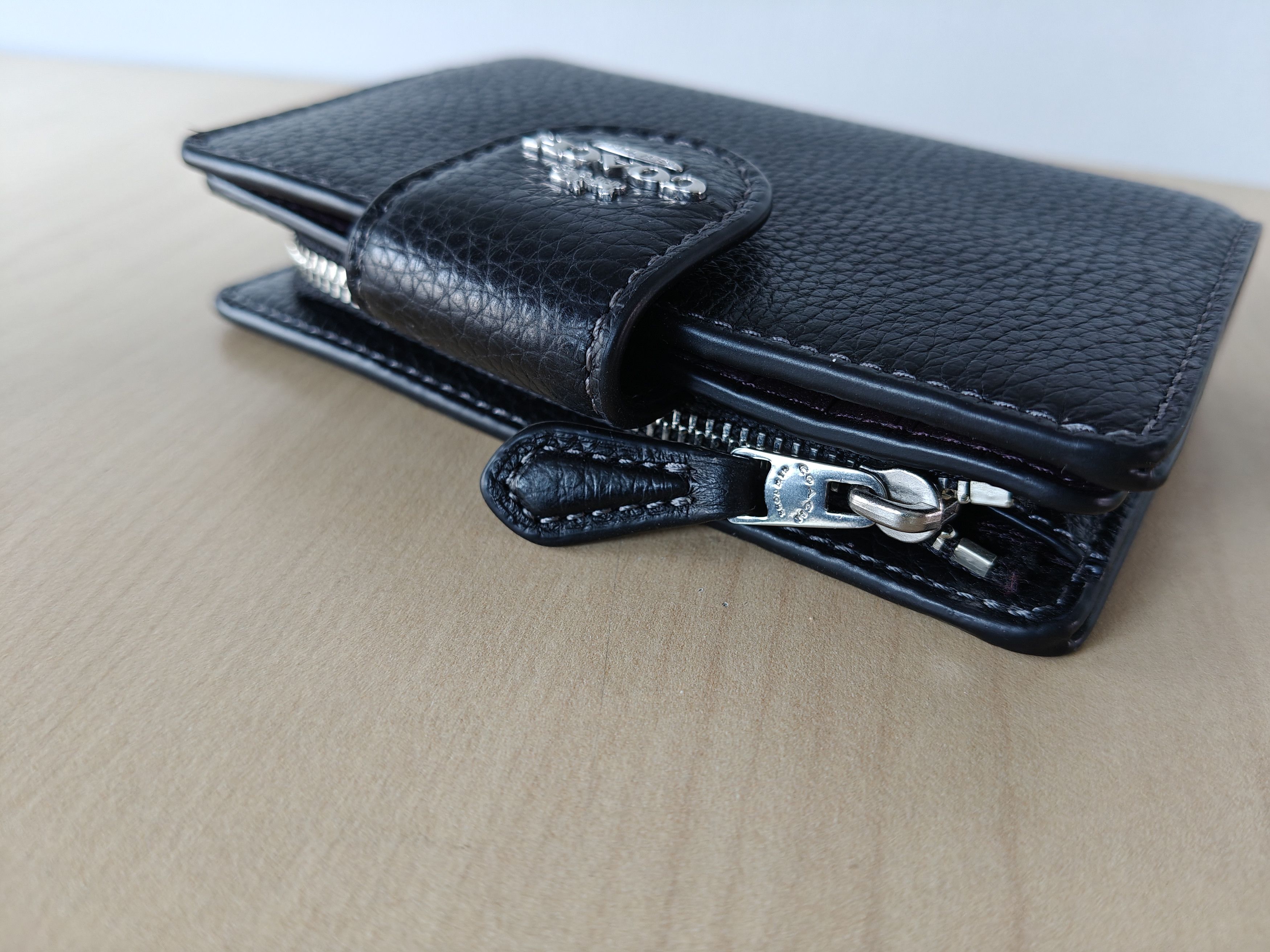 Coach Coach Medium Corner Zip Women's Wallet Free Shipping T/1003 Size ONE SIZE - 11 Thumbnail