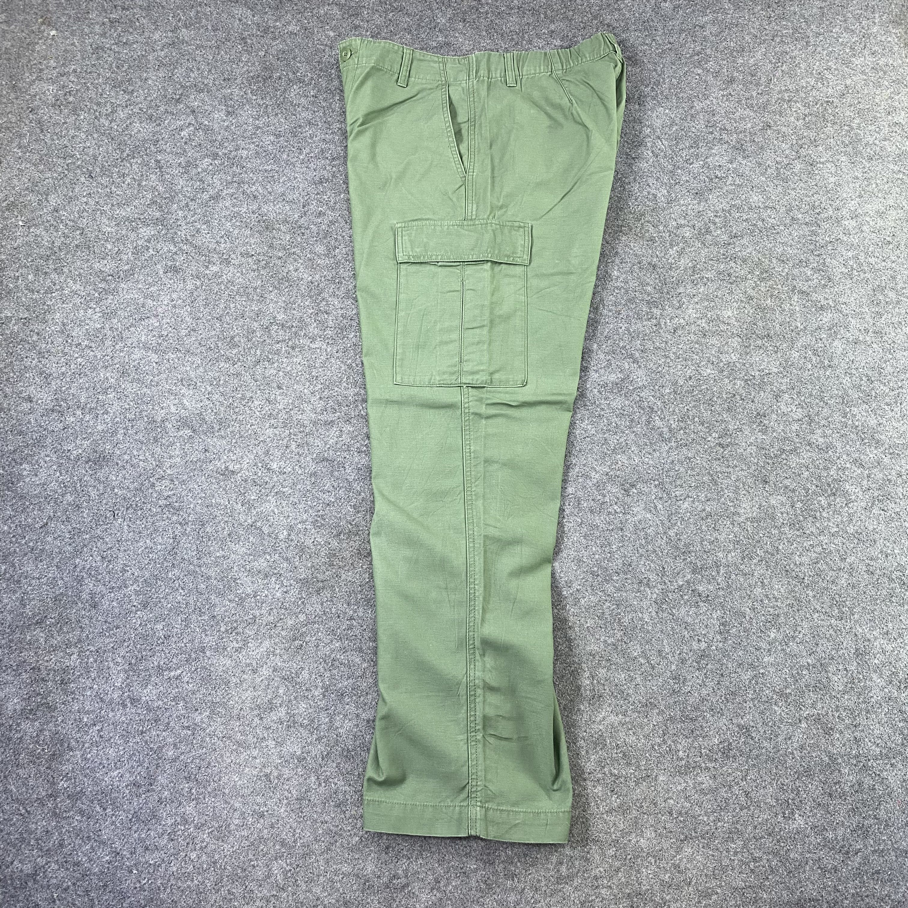 Uniqlo Green cargo pants -C030 Size US 31 - 3 Thumbnail