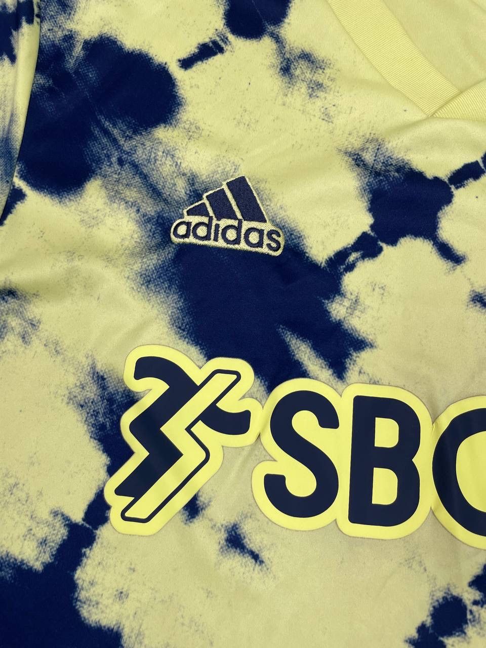 Adidas Adidas Leeds United Men 2022/23Football Jersey Yellow Blue Size US XL / EU 56 / 4 - 5 Thumbnail