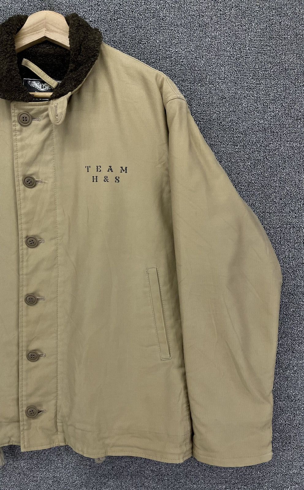 Vintage Vintage Hide and Seek Shearling Sherpa Military Jacket Size US M / EU 48-50 / 2 - 4 Thumbnail