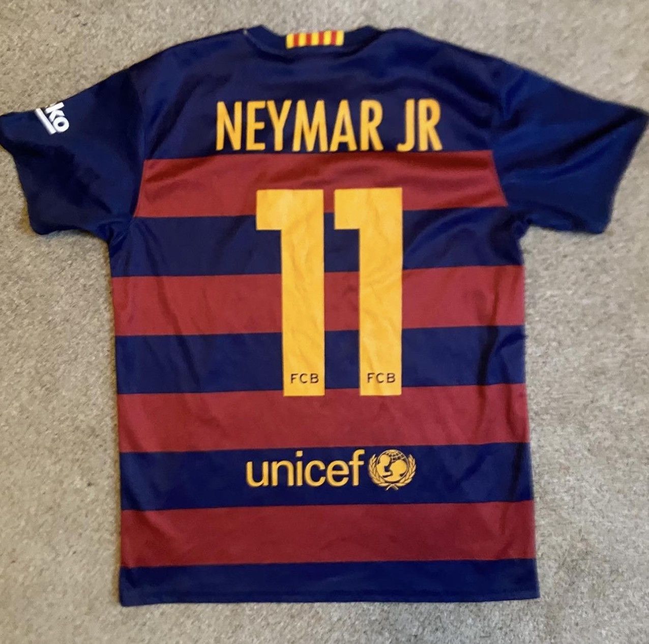 Other FC Barcelona Neymar Jr #11 Home Jersey Size US M / EU 48-50 / 2 - 2 Thumbnail
