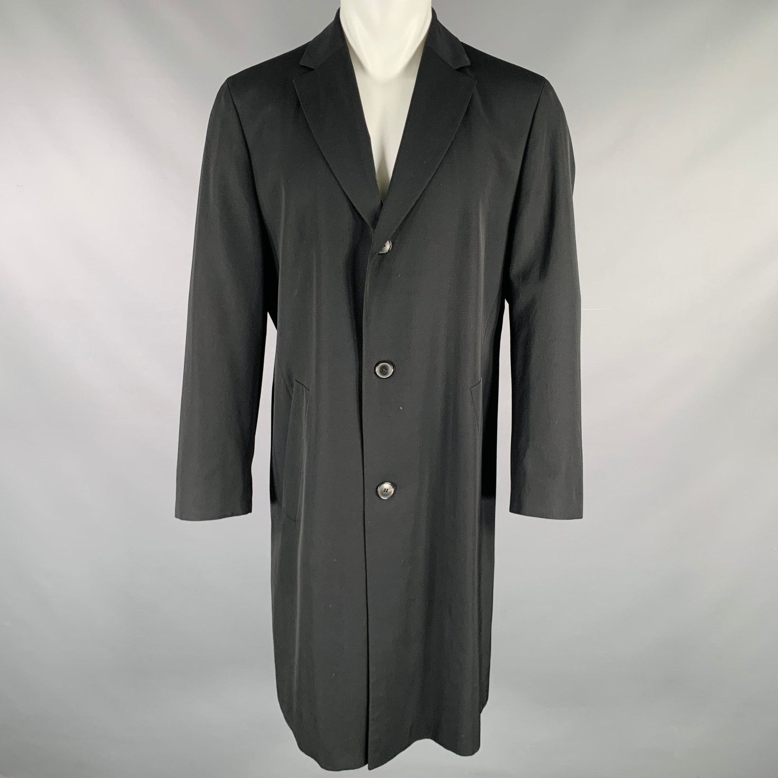 Hugo Boss HUGO BOSS Size 38 Black Virgin Wool Single Breasted Coat Size US S / EU 44-46 / 1 - 1 Thumbnail