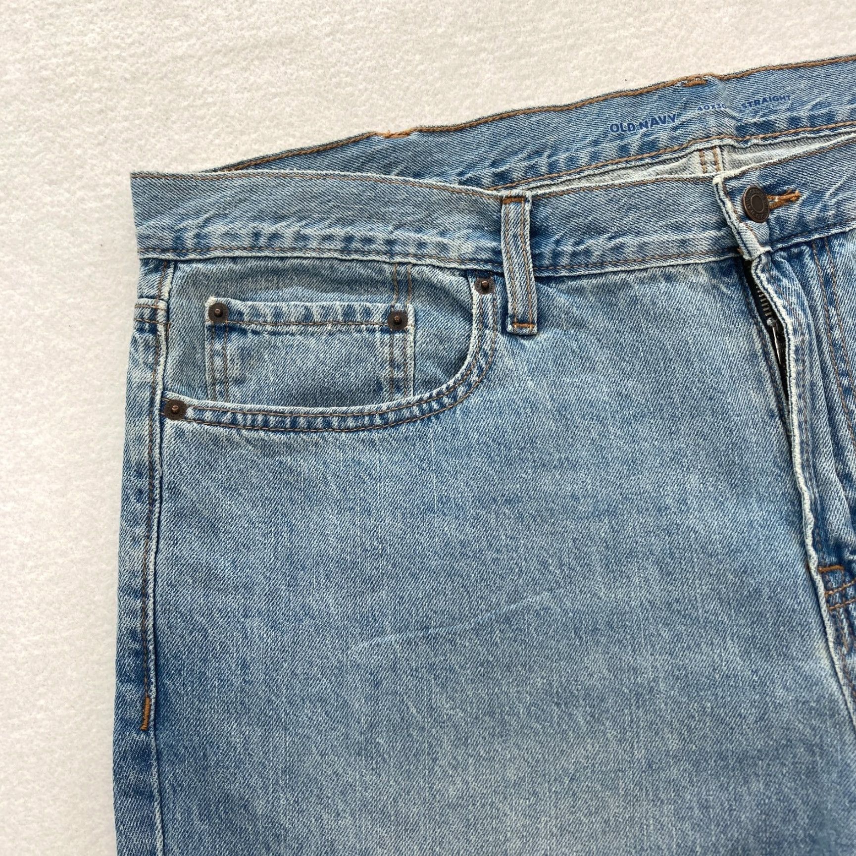Old Navy Old Navy Jeans Mens 40x30 Relaxed Straight Leg Light Blue Denim Jeans Size US 40 / EU 56 - 3 Thumbnail