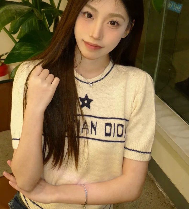 Dior Dior Beige five-pointed star knitted short sleeves Size XS / US 0-2 / IT 36-38 - 8 Thumbnail