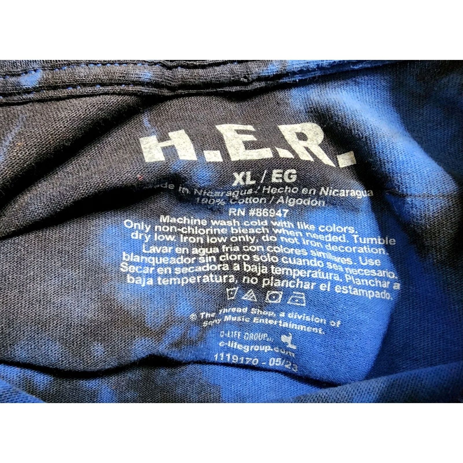 Vintage Mens XL HER H.E.R. DAMAGE Blue Tie Dye T Shirt Band Tee Shirt Size US XL / EU 56 / 4 - 5 Thumbnail