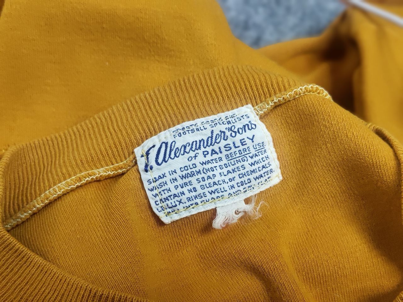 Vintage Vintage 50~60's T. Alexander Sons Scotland football jersey Size US M / EU 48-50 / 2 - 17 Thumbnail