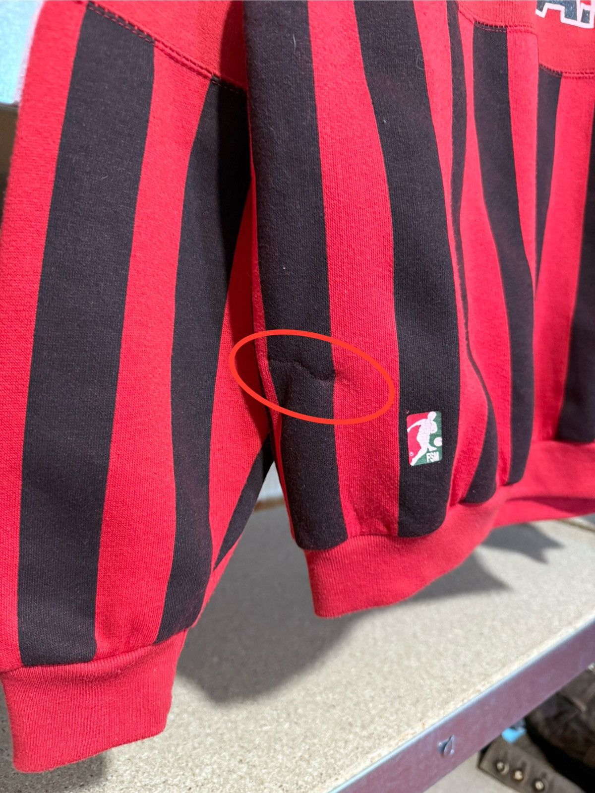 Vintage AC Milan Le Felpe Dei Grandi Club Soccer Retro Sweatshirt Size US S / EU 44-46 / 1 - 10 Thumbnail
