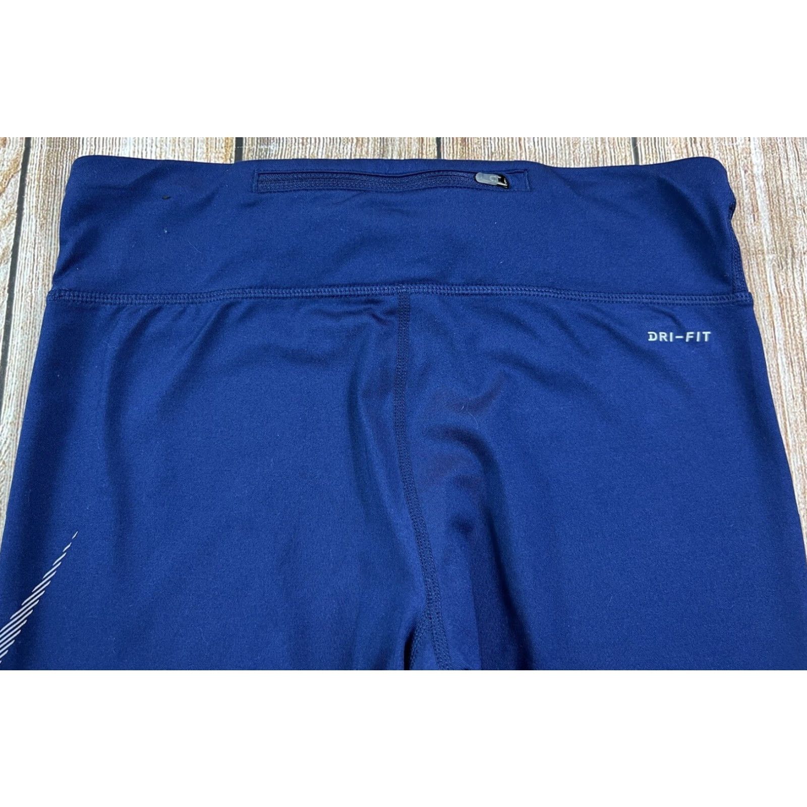 Nike Nike Dri-Fit Leggings Women M Blue Cropped Activewear Mens? Women? Size 32" / US 10 / IT 46 - 5 Thumbnail