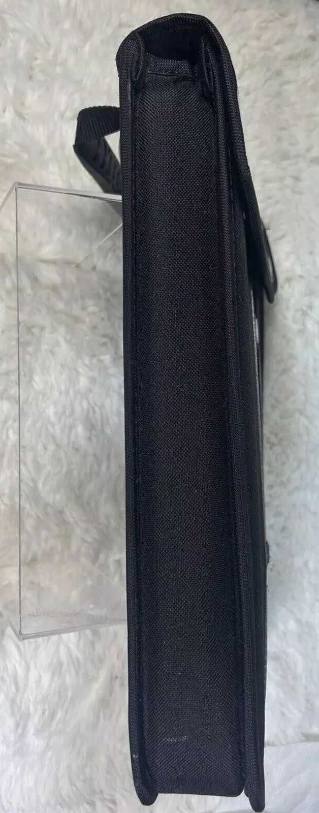 Incase InfoCase Hard Sturdy CASE Carrying 15 “ Laptop Bag Black” Size ONE SIZE - 4 Thumbnail