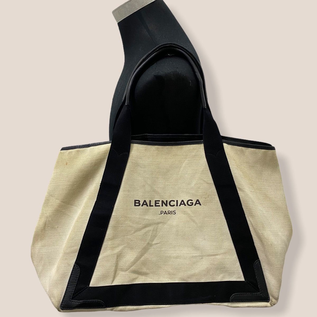 Balenciaga ‼️LASTDROP‼️ AUTHENTIC BALENCIAGA NAVY CABAS LARGE TOTE BAG Size ONE SIZE - 18 Thumbnail