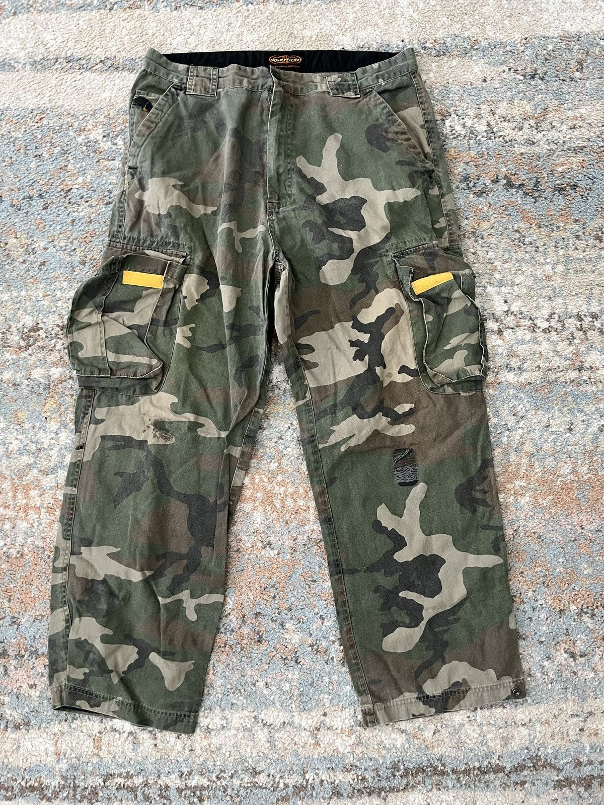 Vintage VTG Y2K Baggy Camo Cargo Pants 36x27 Size US 36 / EU 52 - 1 Thumbnail