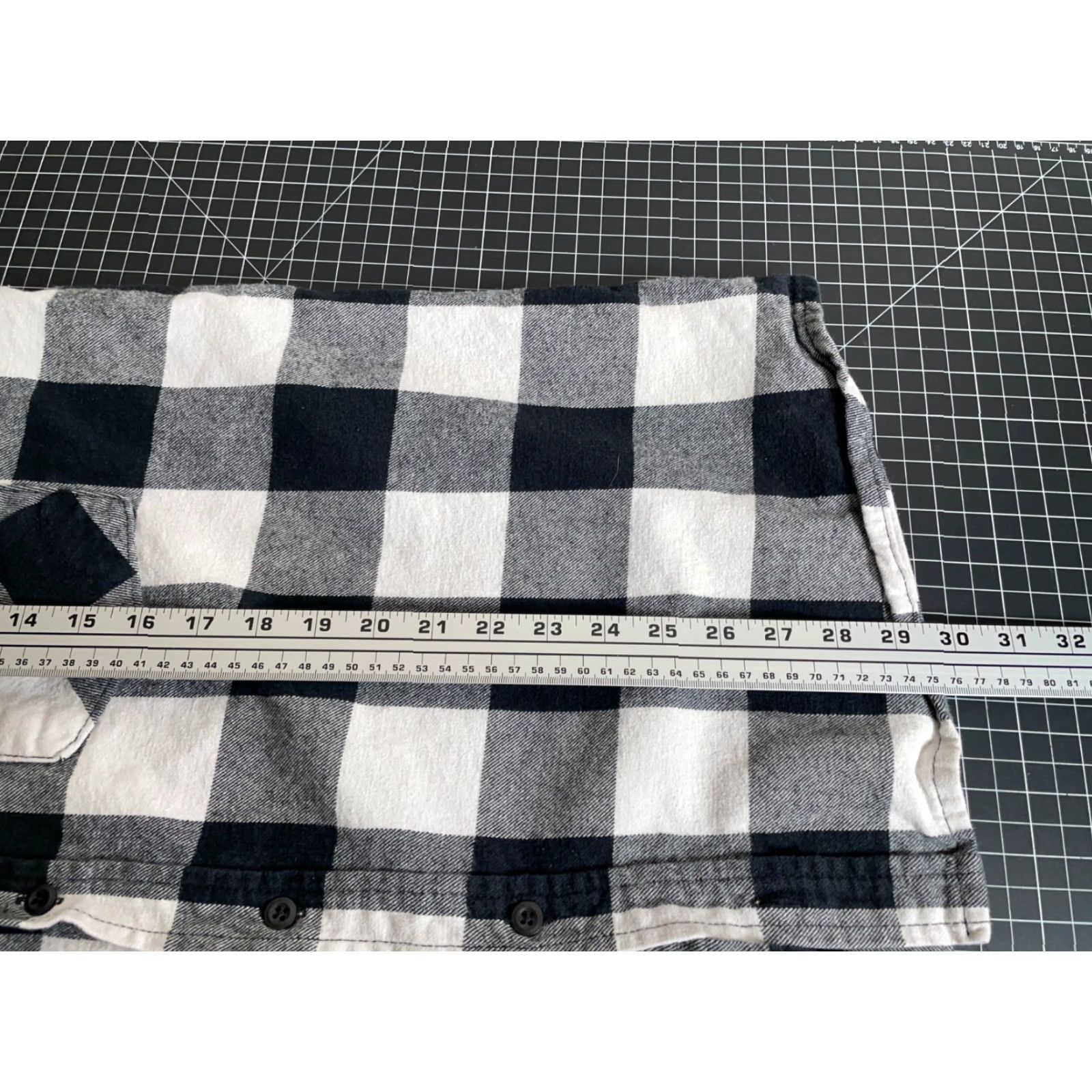 Vintage Big Bill Flannel Shirt Men XL White Black Buffalo Plaid Heavyweight Workwear 90s Grunge USA Size US XL / EU 56 / 4 - 6 Thumbnail