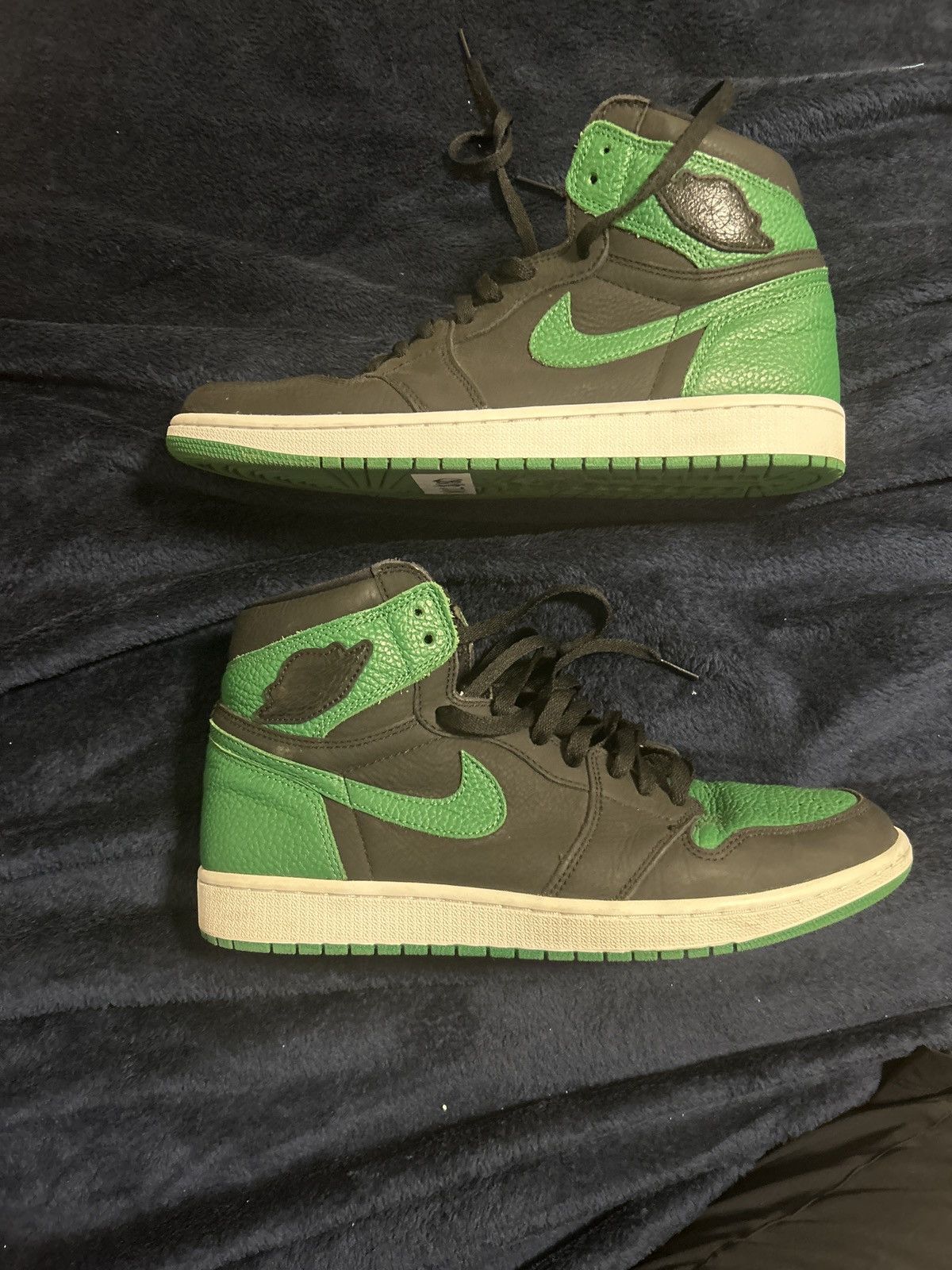 Jordan Brand Jordan 1 pine green Size US 12 / EU 45 - 2 Thumbnail