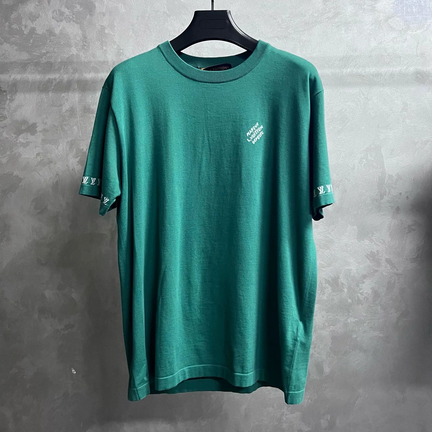 Louis Vuitton Louis Vuitton Green Logo Short Sleeve T-shirt Size US L / EU 52-54 / 3 - 1 Thumbnail