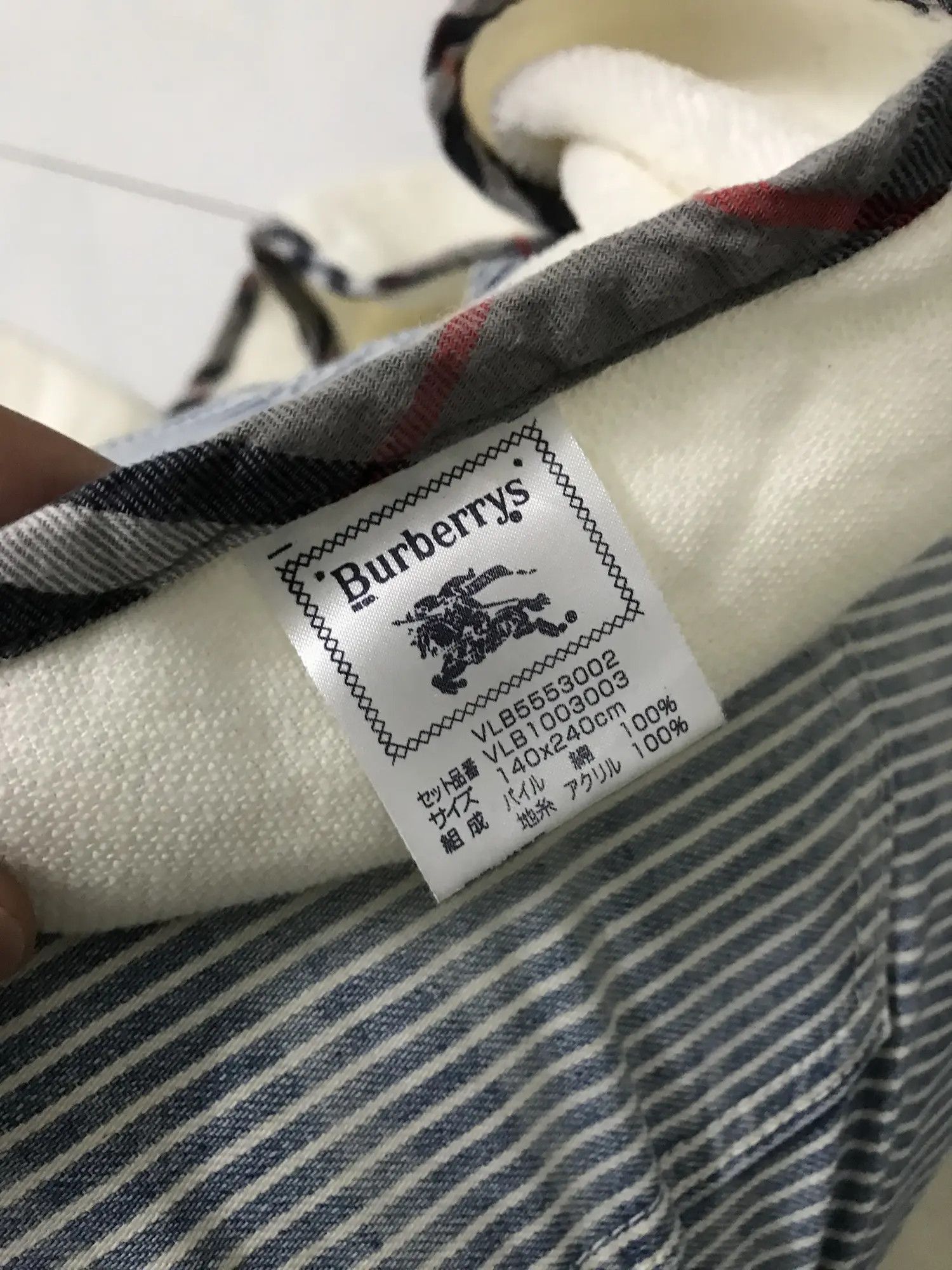 Burberry Prorsum Burberry Blanket Embroidery Logo Size ONE SIZE - 10 Thumbnail
