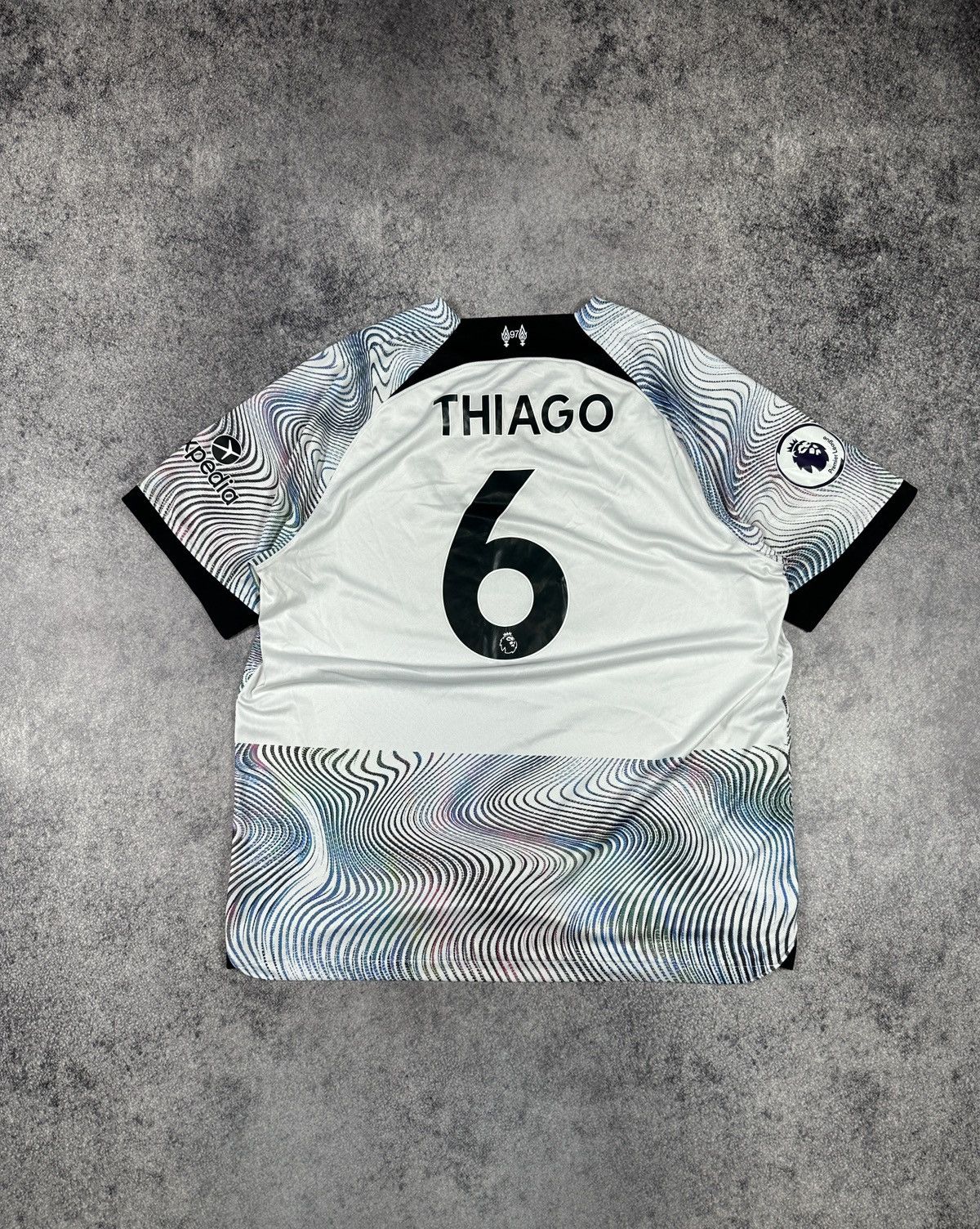 Nike Nike Liverpool 6 Thiago Soccer Jersey Football Rare XXL Y2K Size US XXL / EU 58 / 5 - 1 Thumbnail