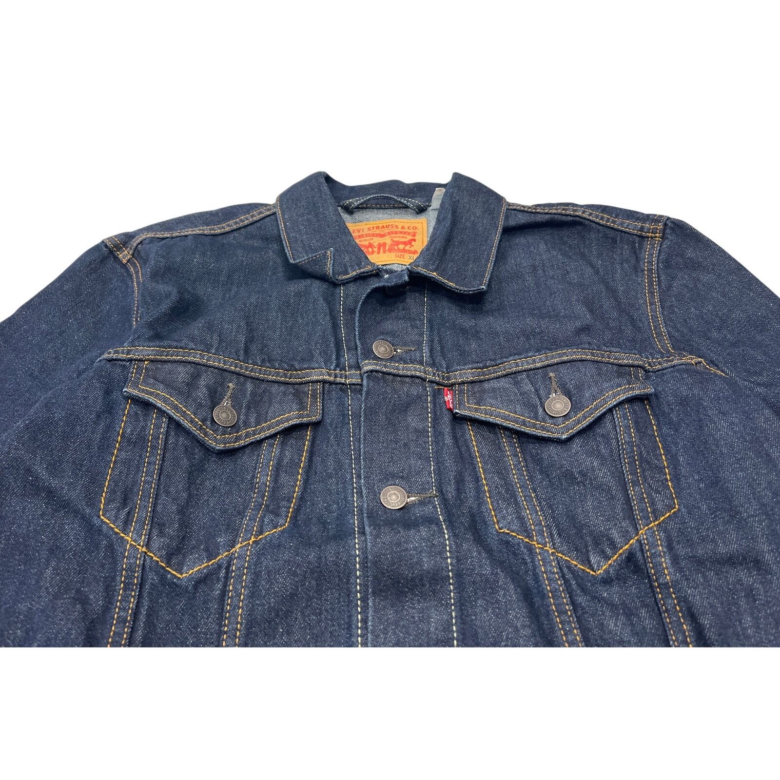 Levi's *9-37 LEVI Men's Denim Trucker Jacket Dark Wash Size XL Size US XL / EU 56 / 4 - 3 Thumbnail