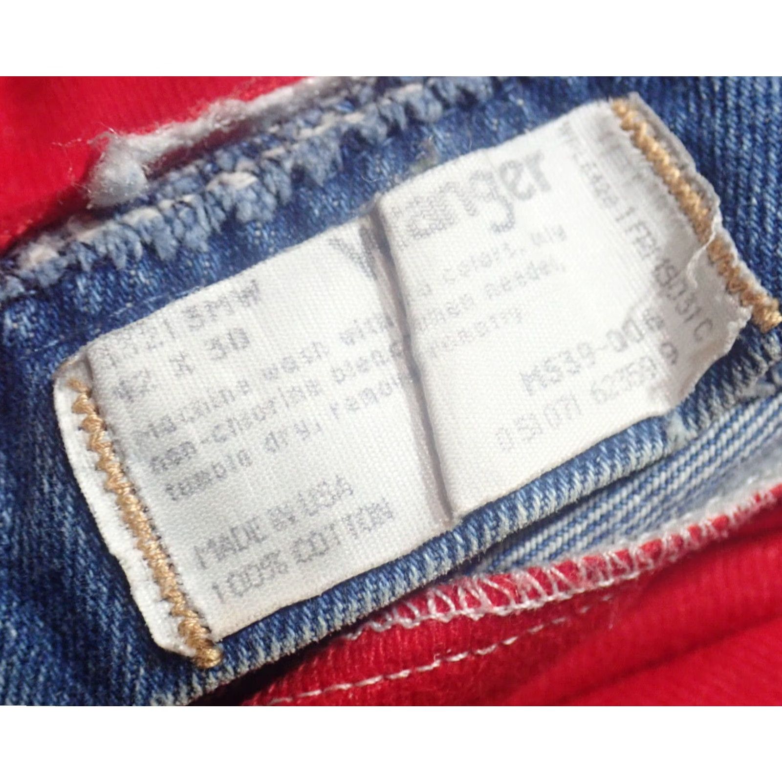 Wrangler Vintage Wrangler Men’s High Rise Insulated 40x27 Distressed Blue Denim Jeans with Pockets Western 90s Mens Size US 42 / EU 58 - 3 Thumbnail