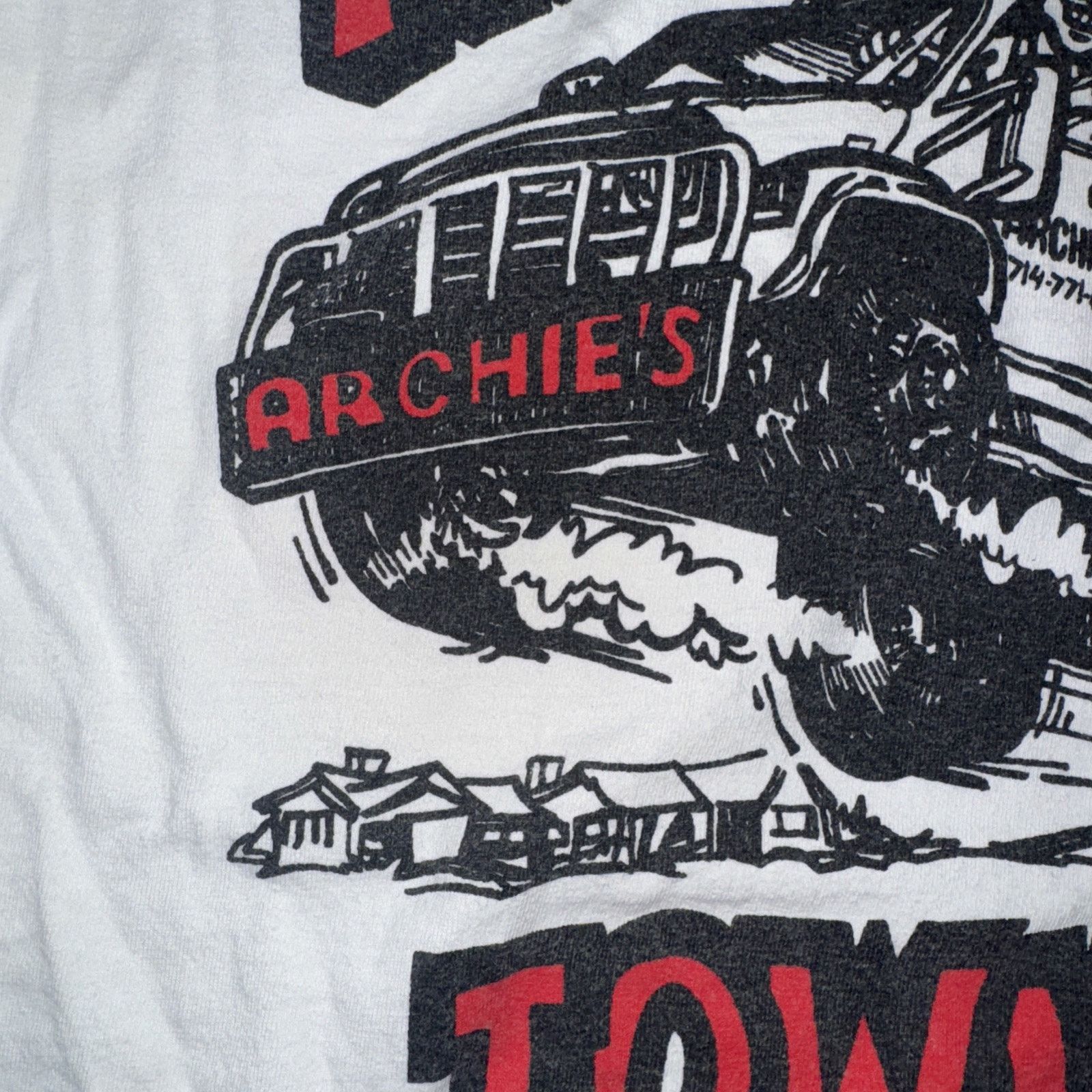 Band Tees × Vintage Vintage Archie’s Towing T-Shirt White L 21x29 Size US L / EU 52-54 / 3 - 3 Thumbnail