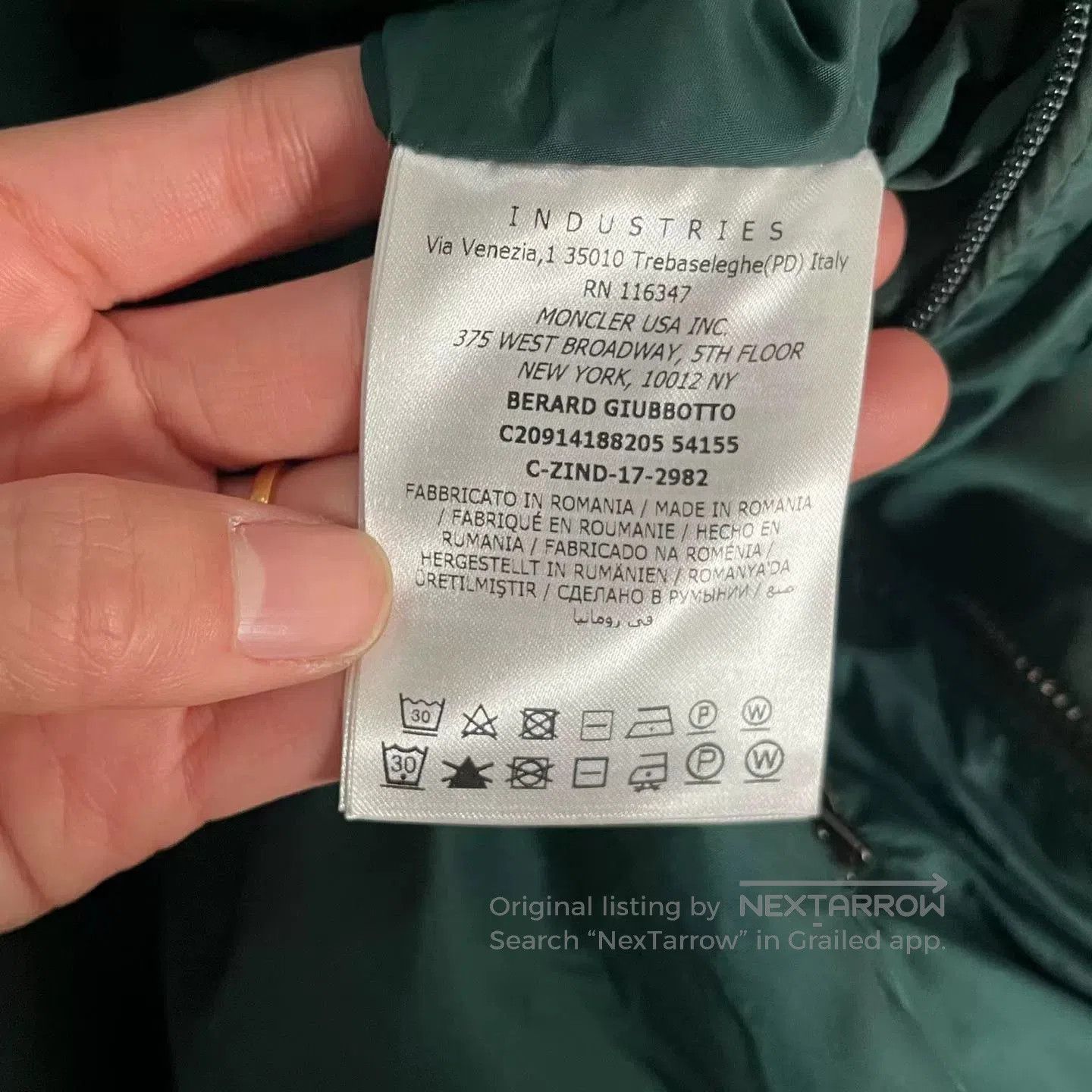 Moncler Moncler Arm Sleeve Logo Down Jacket. Size US XL / EU 56 / 4 - 6 Thumbnail