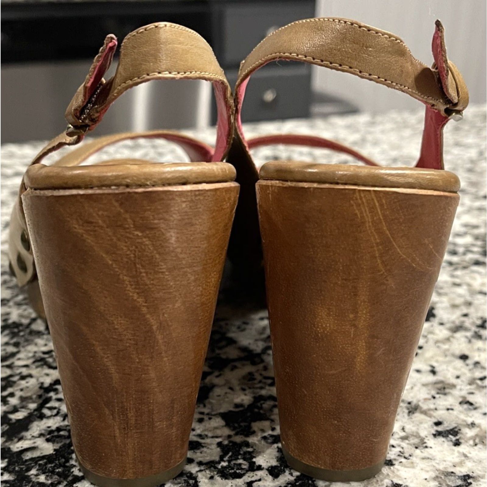 Boden Boden Women’s Sandal Brown Leather Adjustable Strap Size 40 Wooden Clog Size US 8.5 / IT 38.5 - 4 Thumbnail