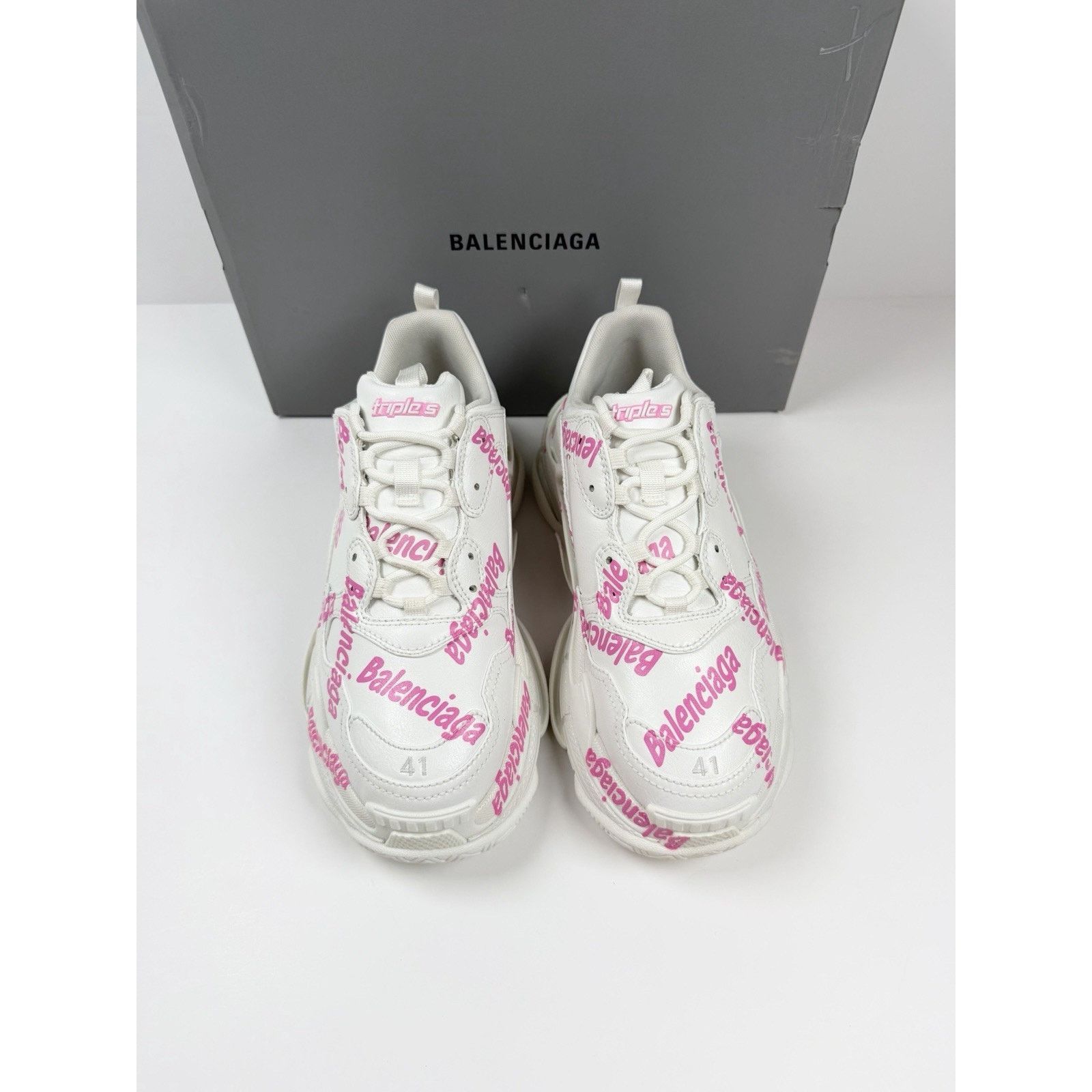 Balenciaga Size 41EU/11W - Balenciaga Triple S White Allover Logo NEW! Size US 11 / IT 41 - 3 Thumbnail