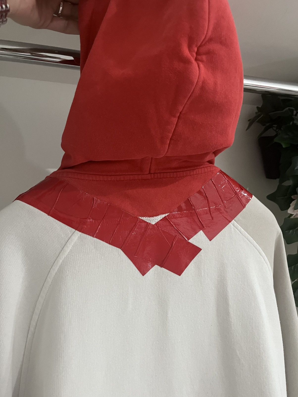 Raf Simons AW2017 Raf Simons Oversized Tape Hoodie Size US XXL / EU 58 / 5 - 5 Thumbnail